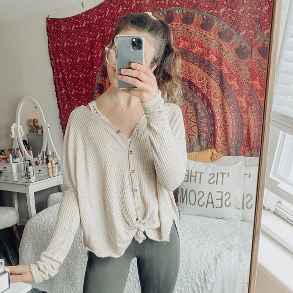 Urban Outfitters Sweaters - UO✨Oatmeal Jojo Thermal Sweater